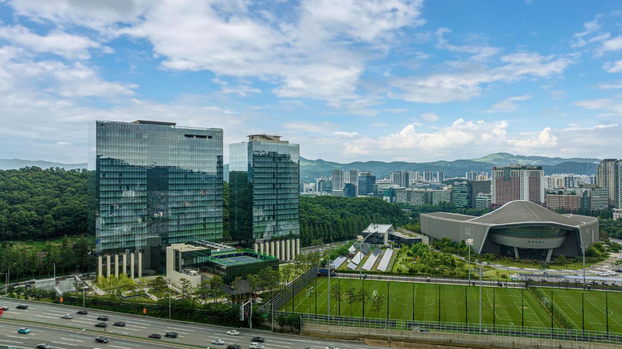 Готель Doubletree By Hilton Seoul Pangyo Соннам Екстер'єр фото