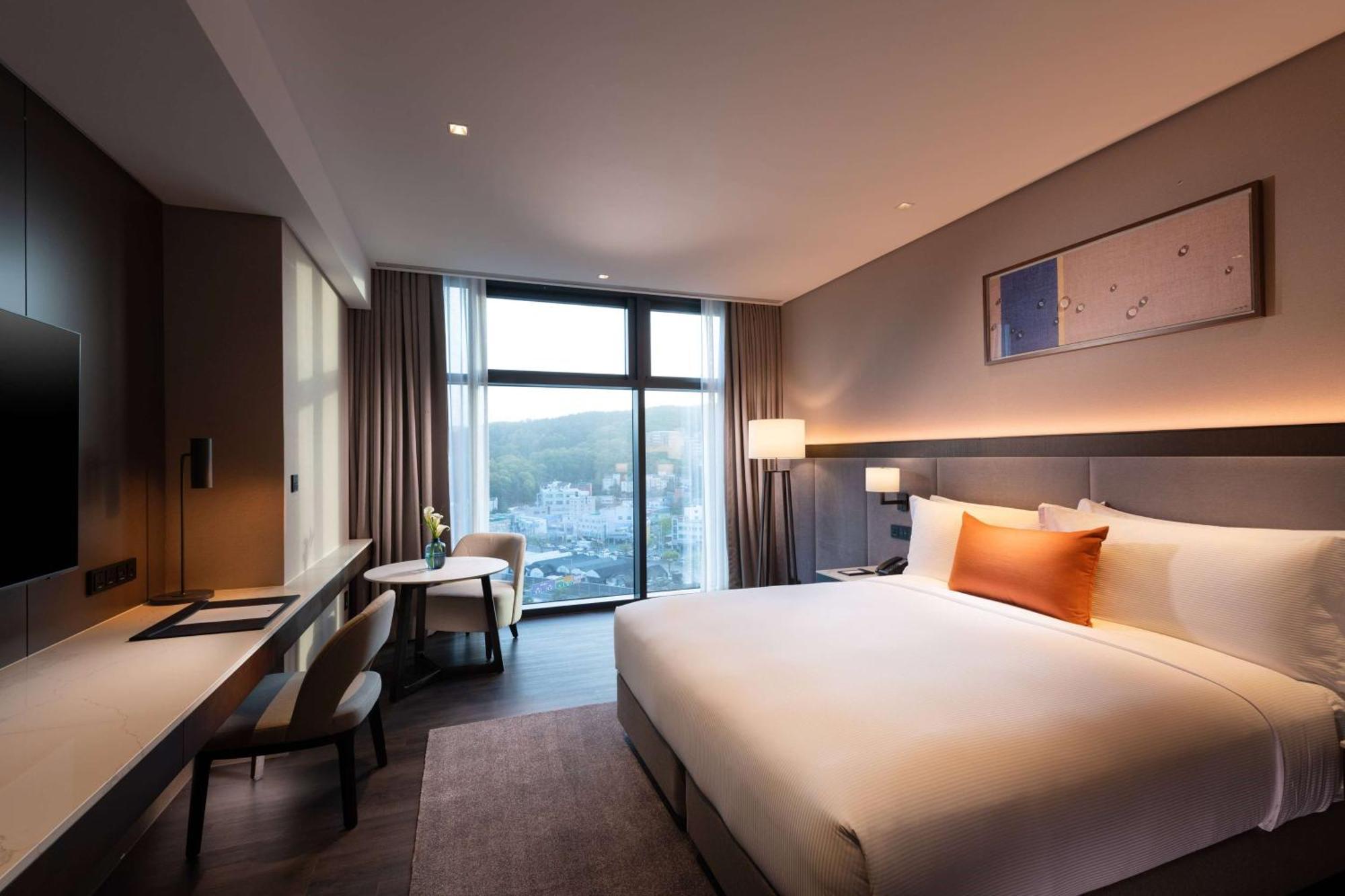 Готель Doubletree By Hilton Seoul Pangyo Соннам Екстер'єр фото